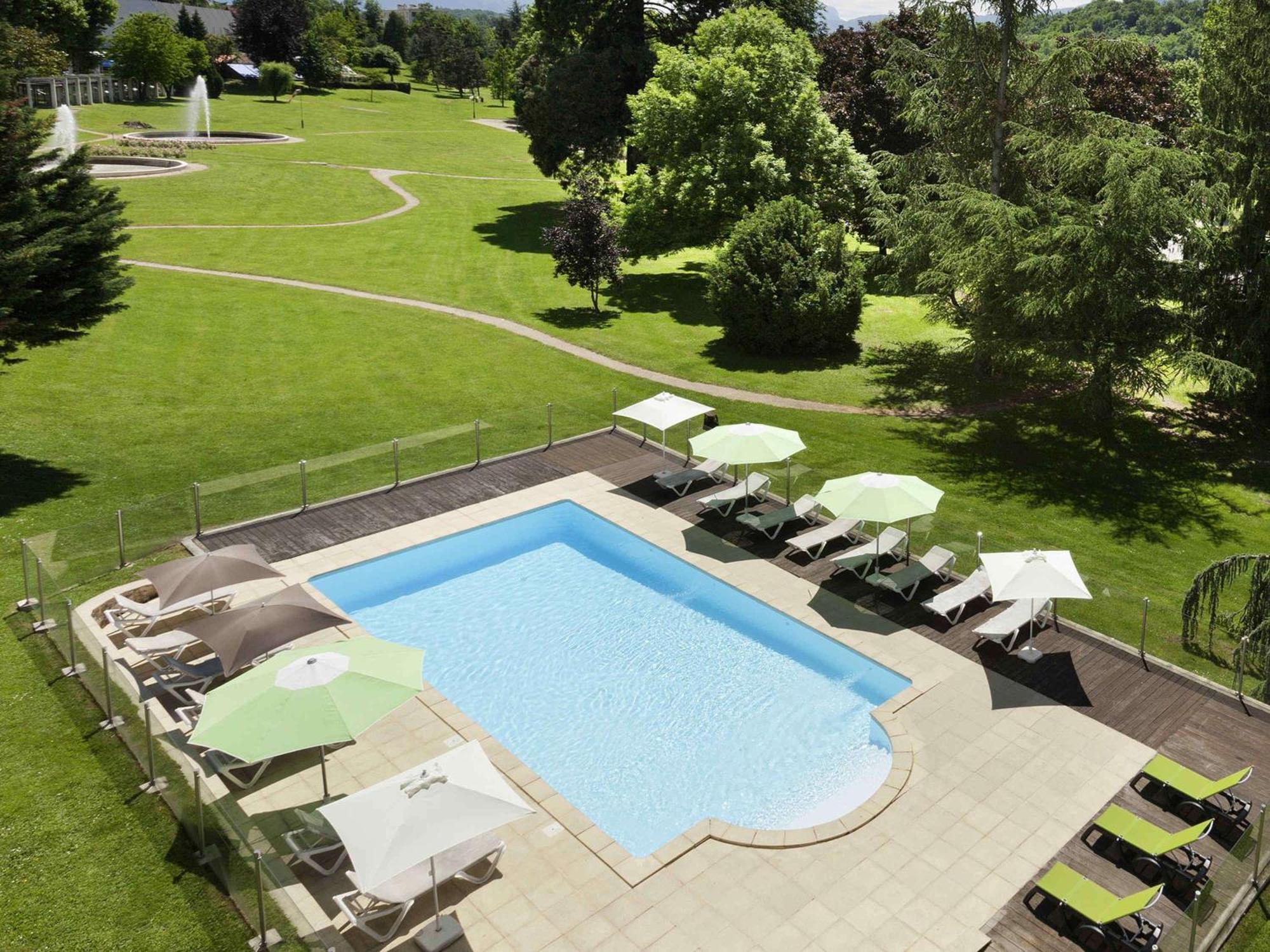 Ibis Styles Aix Les Bains Domaine De Marlioz Hotel Aix-les-Bains Exterior photo