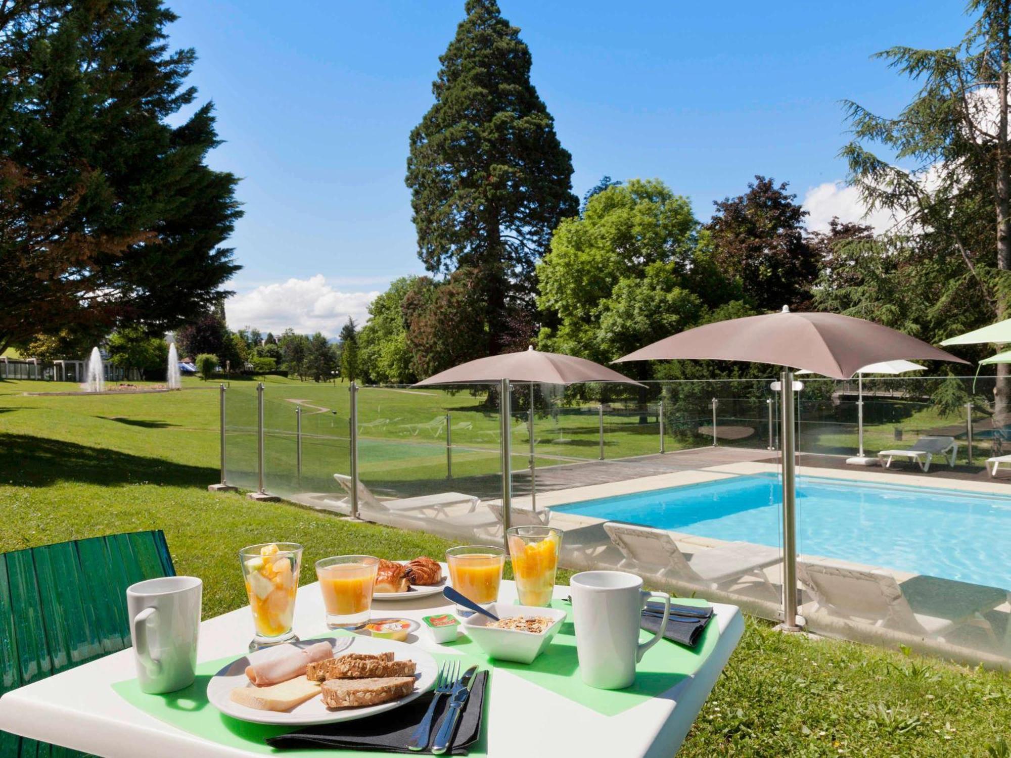 Ibis Styles Aix Les Bains Domaine De Marlioz Hotel Aix-les-Bains Exterior photo