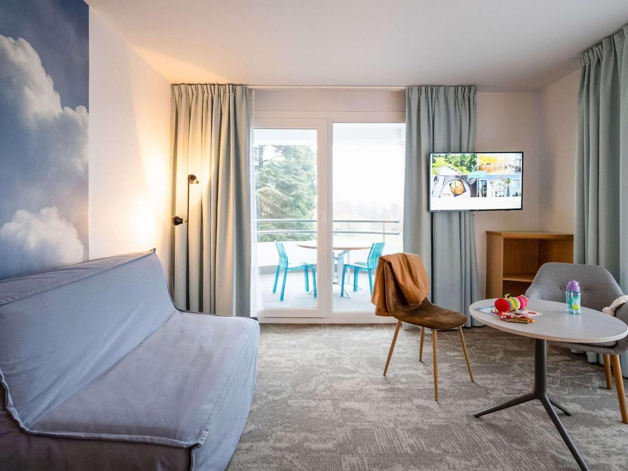 Ibis Styles Aix Les Bains Domaine De Marlioz Hotel Aix-les-Bains Exterior photo